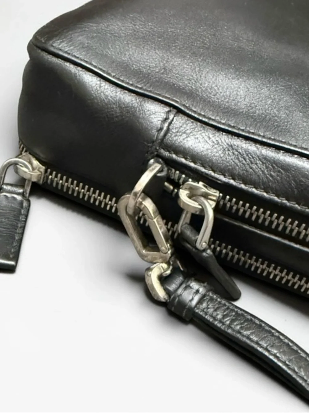 Prada Black Leather Double Zip Clutch Tavel Organizer